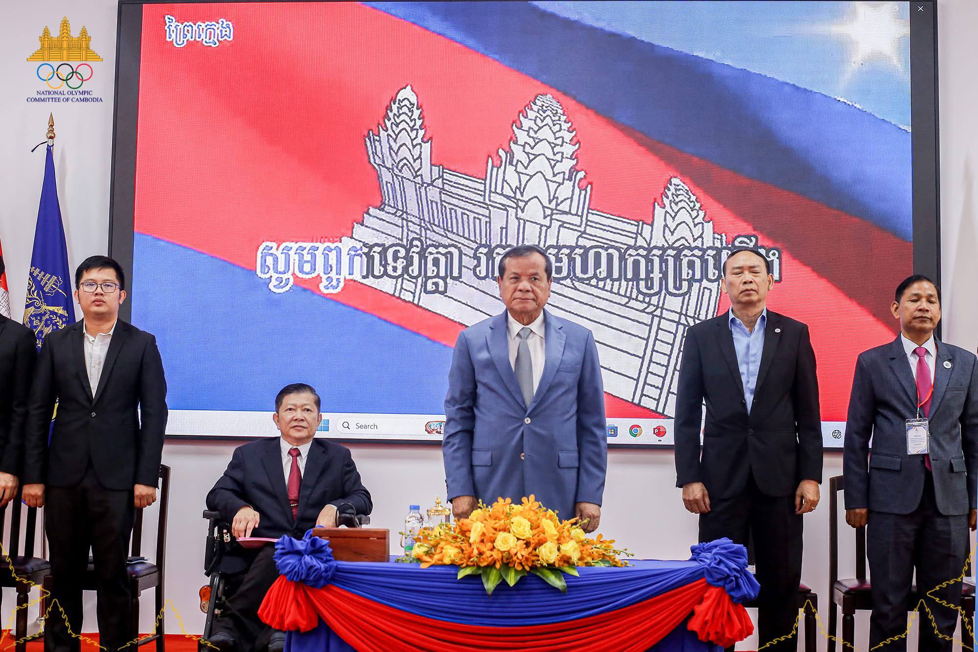 លោកបណ្ឌិត ថោង ខុន តំណាងសម្ដេចបវរធិបតី កោតសរសើរដល់ចលនាប៉ារ៉ាឡាំពិកកម្ពុជា និងជំរុញបន្ដរួមគ្នា ត្រៀមធ្វើម្ចាស់ផ្ទះកីឡាយុវជនអាស៊ីប៉ារ៉ាហ្គេម ឆ្នាំ២០២៩