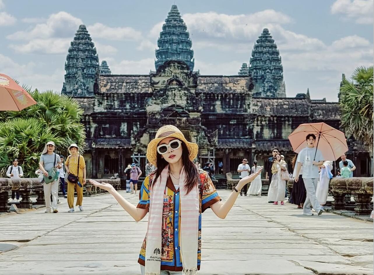 Sandara Park បង្ហោះរូបភាពខ្លួននៅតំបន់អង្គរ លើ Instagram ទាក់ទាញការចាប់អារម្មណ៍ខ្លាំងពីអ្នកគាំទ្រ