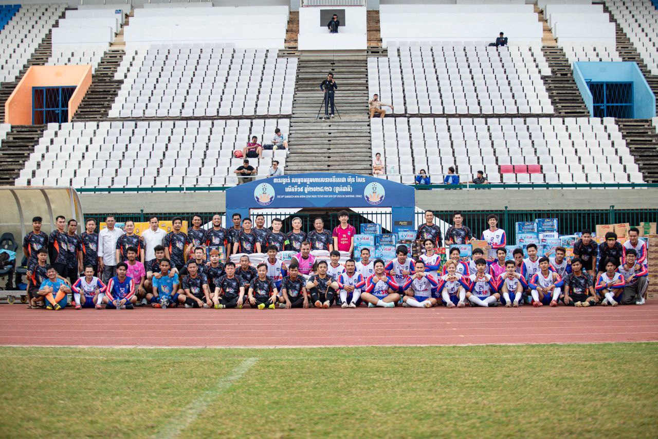 ស្មារតី “ជួរក្រោយគាំទ្រជួរមុខ”៖ ការប្រកួតរវាងក្រុម Vlogger All Stars និងសម្ព័ន្ធយុវជនស្រឡាញ់សន្តិភាព