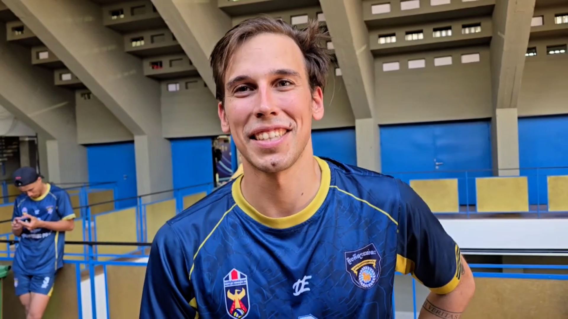 ដោយសារស្រឡាញ់ប្រទេសកម្ពុជា កីឡាករបរទេសរបស់ក្រុមស្នងការដ្ឋាន ន-ប ខេត្តឧត្តរមានជ័យ ចង់រស់នៅកម្ពុជារហូតដល់ដង្ហើមចុងក្រោយនៃជីវិត