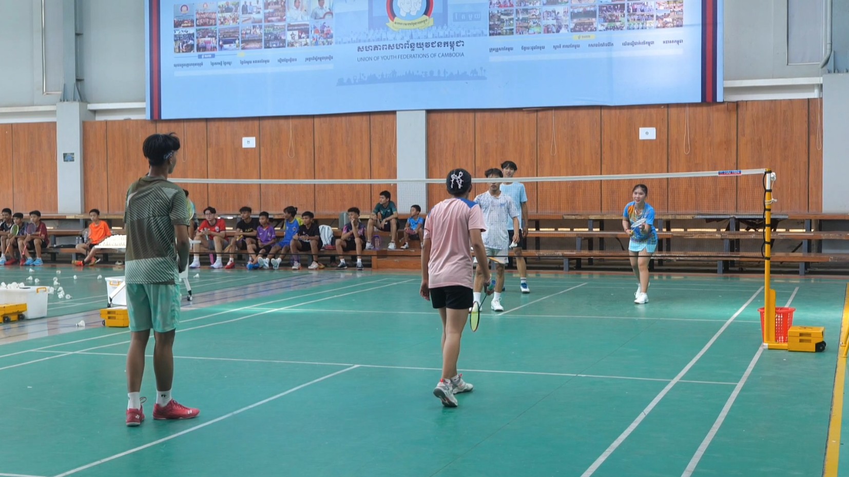 ការលេងកីឡាវាយសីជាជម្រើសដ៏ស័ក្ដិសមសម្រាប់អ្នកចង់ស្រកទម្ងន់