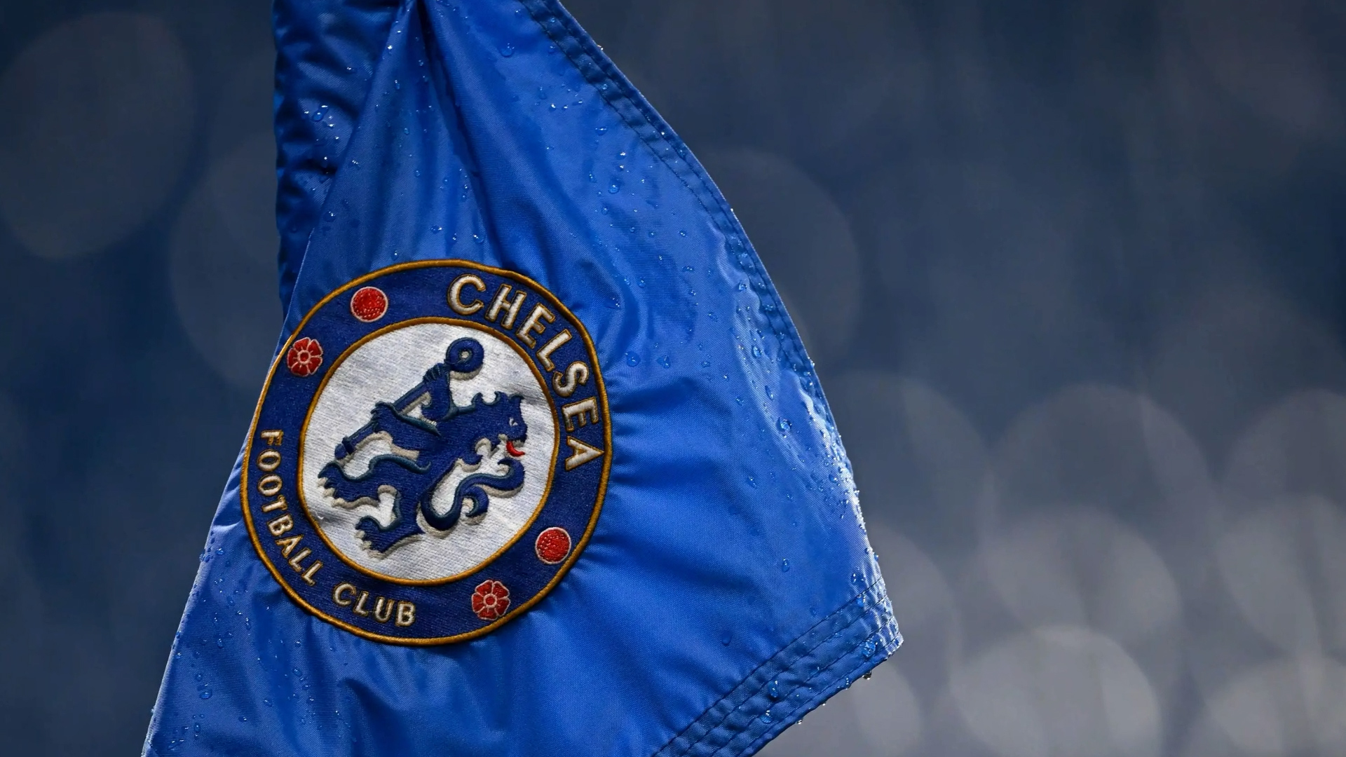 ហេតុអ្វី Chelsea ផ្ដោតលើការនាំយកកីឡាករចាស់វស្សាពីក្លិបរួមលីគ ក្នុងទីផ្សាររដូវក្ដៅនេះ?