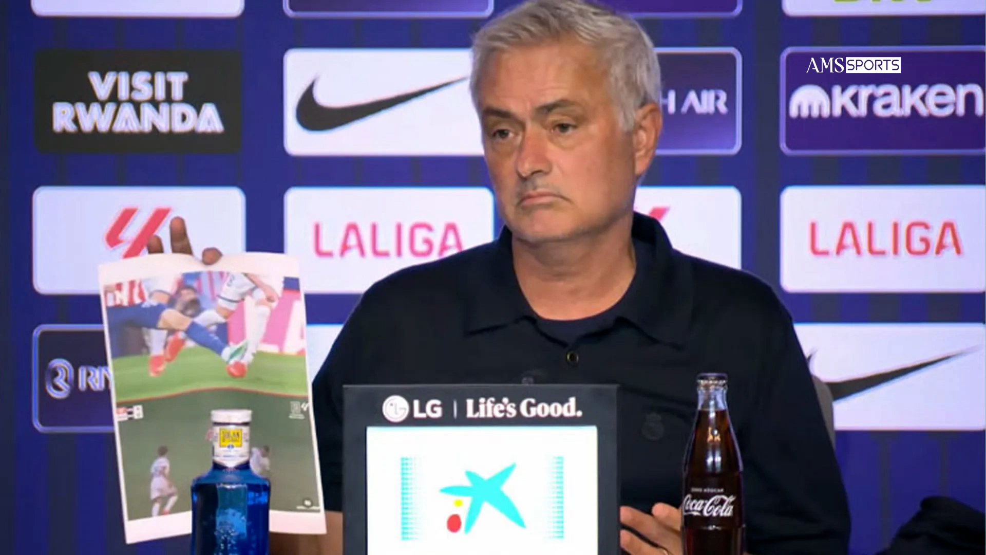 Mourinho ថា Atletico Madrid សមតែបានកាតក្រហមពីរក្នុងប្រកួត Derby ដ៏ក្ដៅគគុក