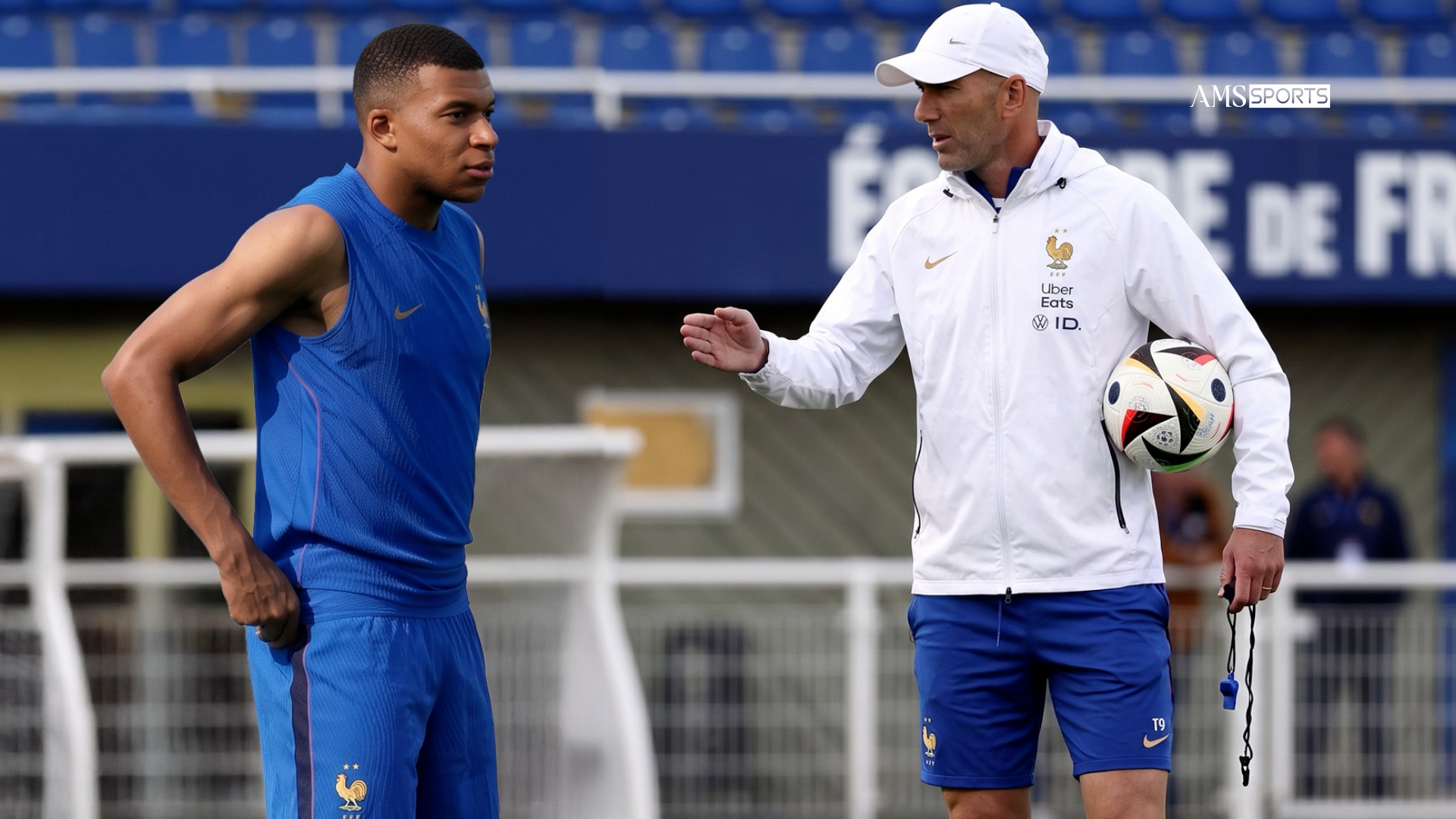 Mbappe អាចនឹងប្ដូរមកលេងជាខ្សែប្រយុទ្ធស្លាបឆ្វេងវិញ ក្នុងក្រុមបារាំងក្រោមការដឹកនាំរបស់ Zidane